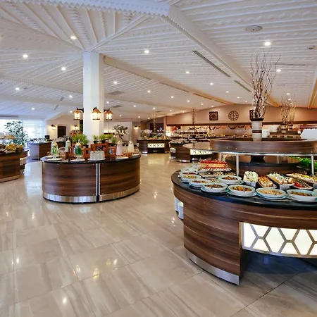 Selectum Family 5* بيليك